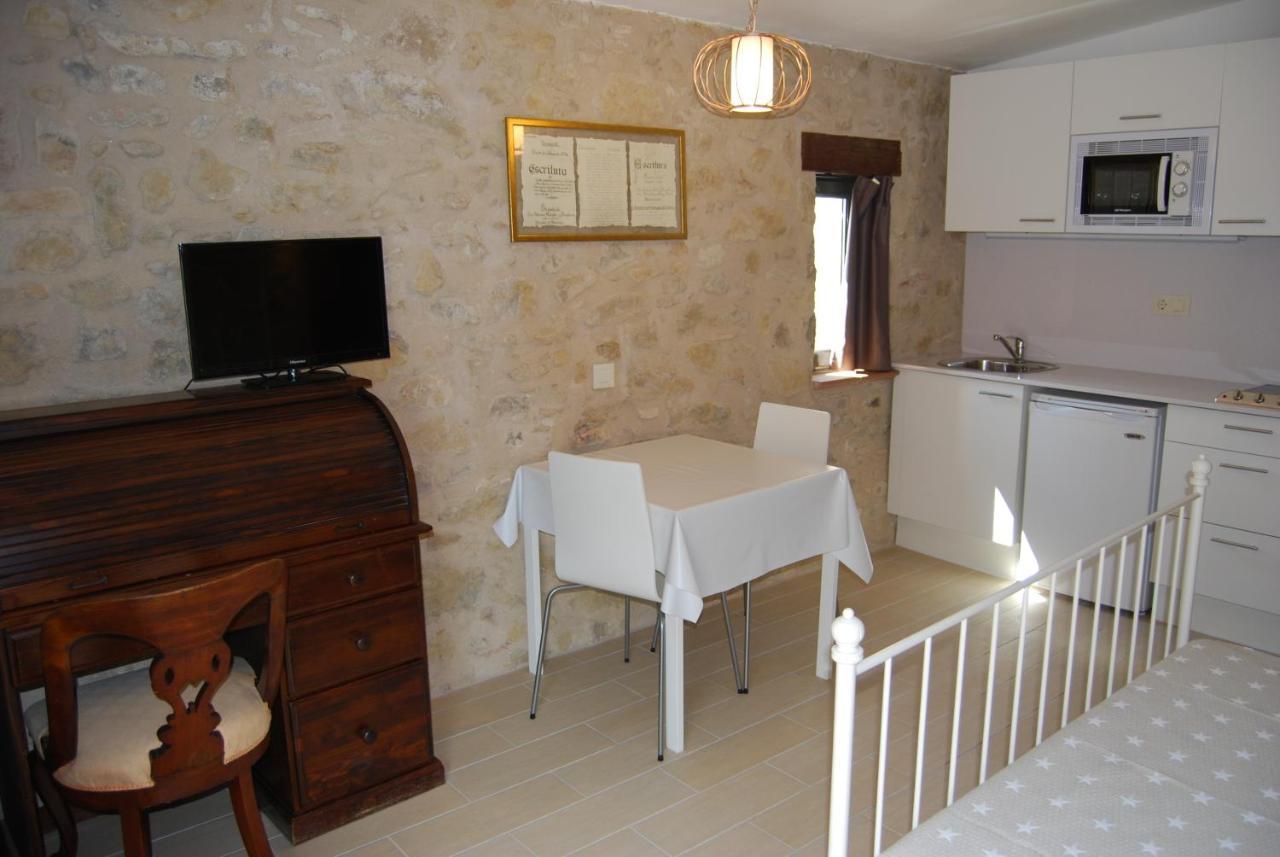 Fonda Comerc Estudio Doble Torroella de Montgrí Exterior foto